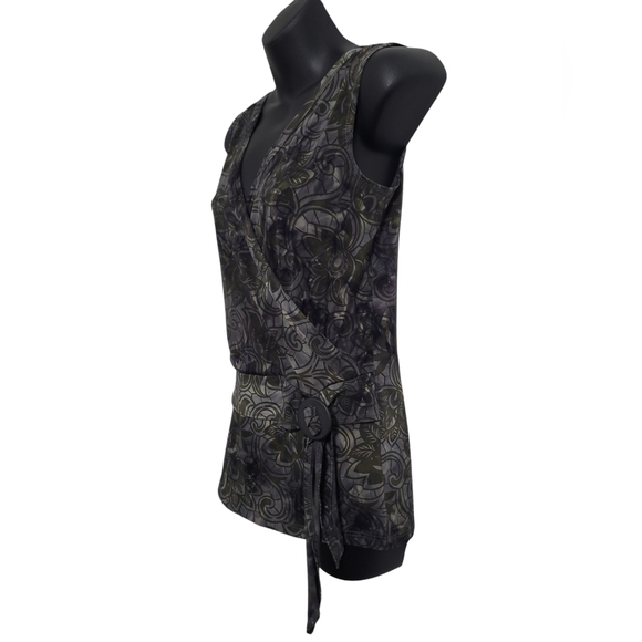 2 FOR💲1️⃣ Reitmans Green/Grey Paisley Floral Print Faux Wrap Sleeveless Blouse - Picture 4 of 11